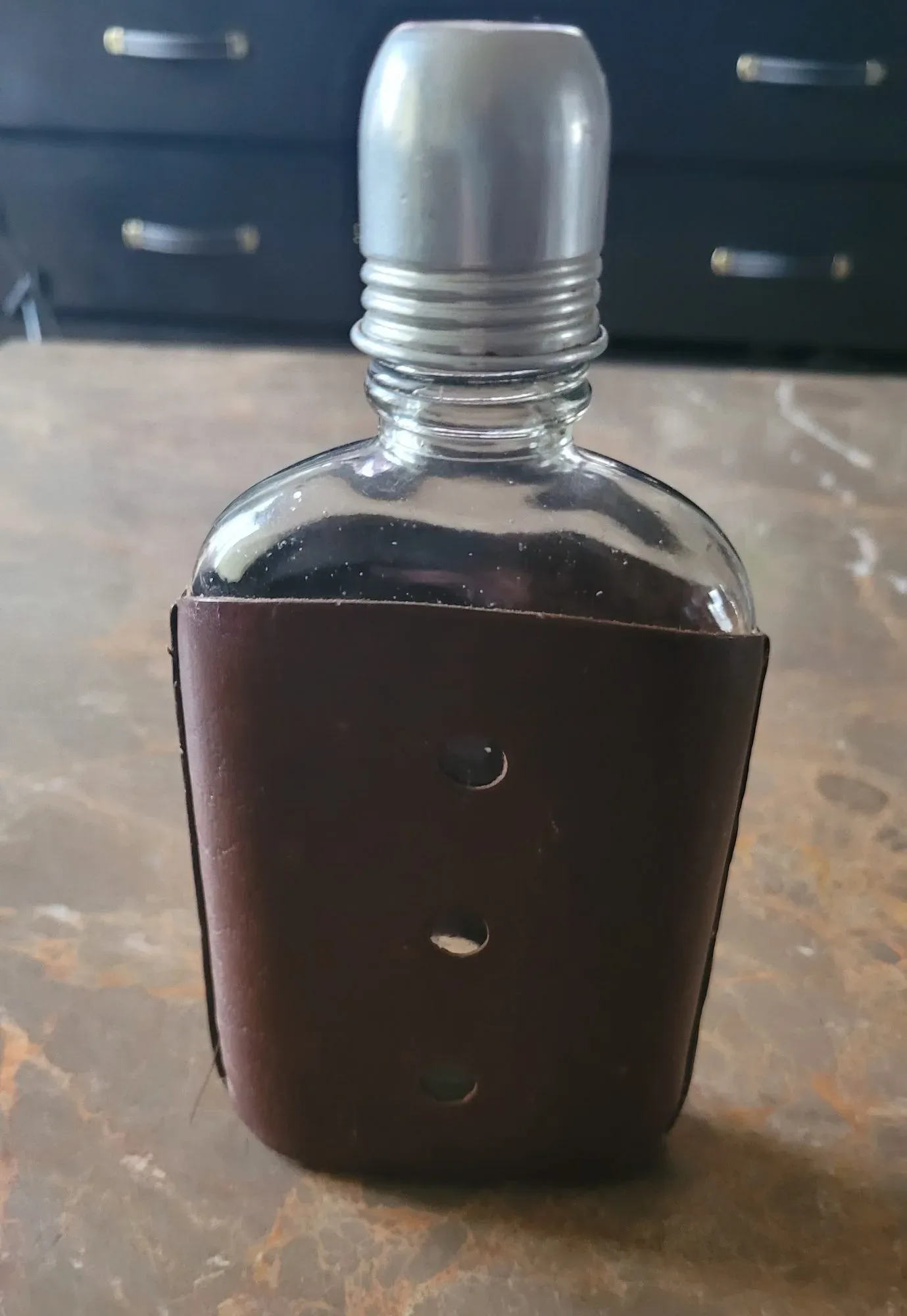 Vintage Plunta i Glas med Avtagbart Läderfodral - Bild 7