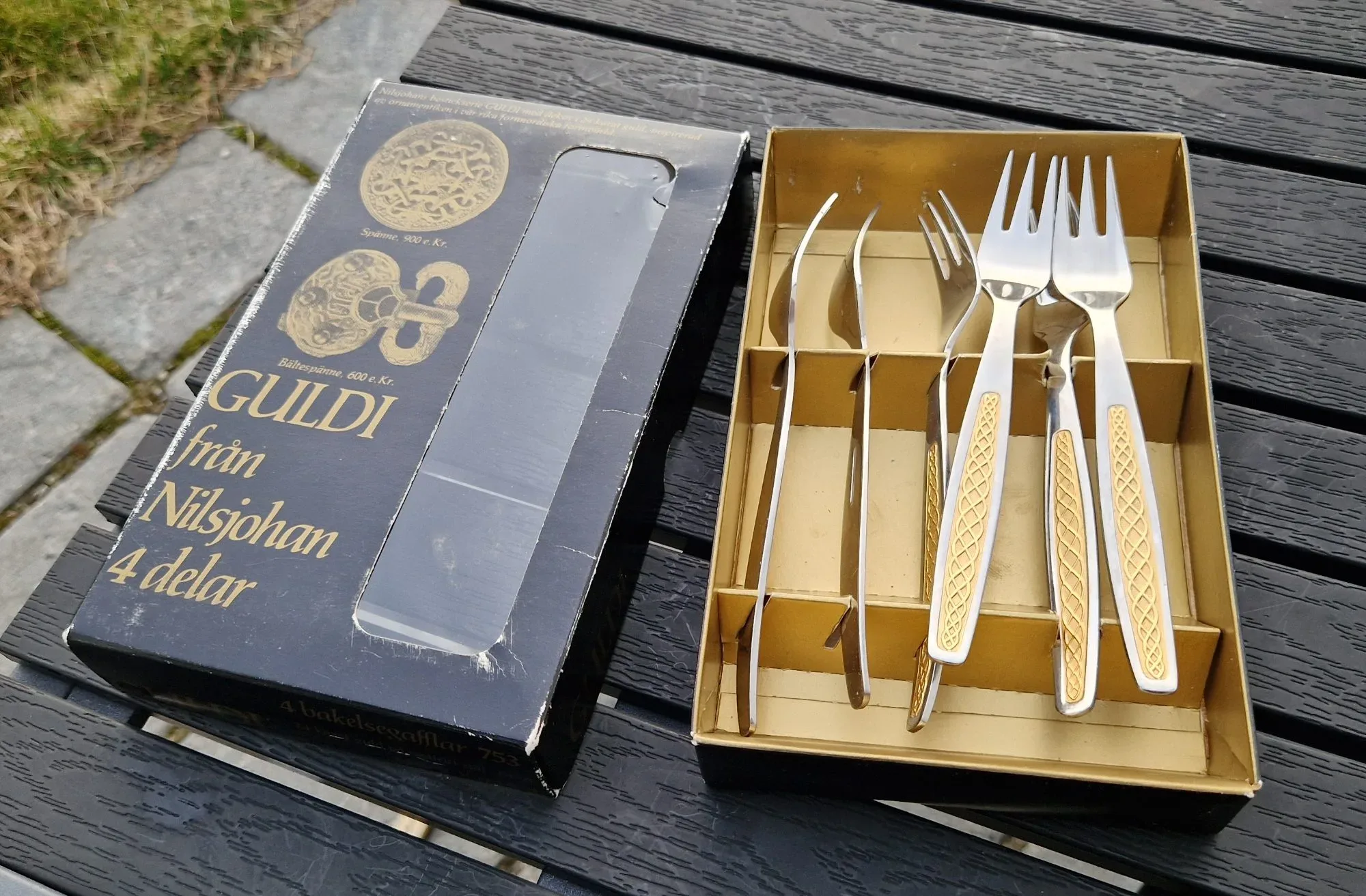 Nilsjohan Guldi Pastry Forks, Set of 4 in Original Box