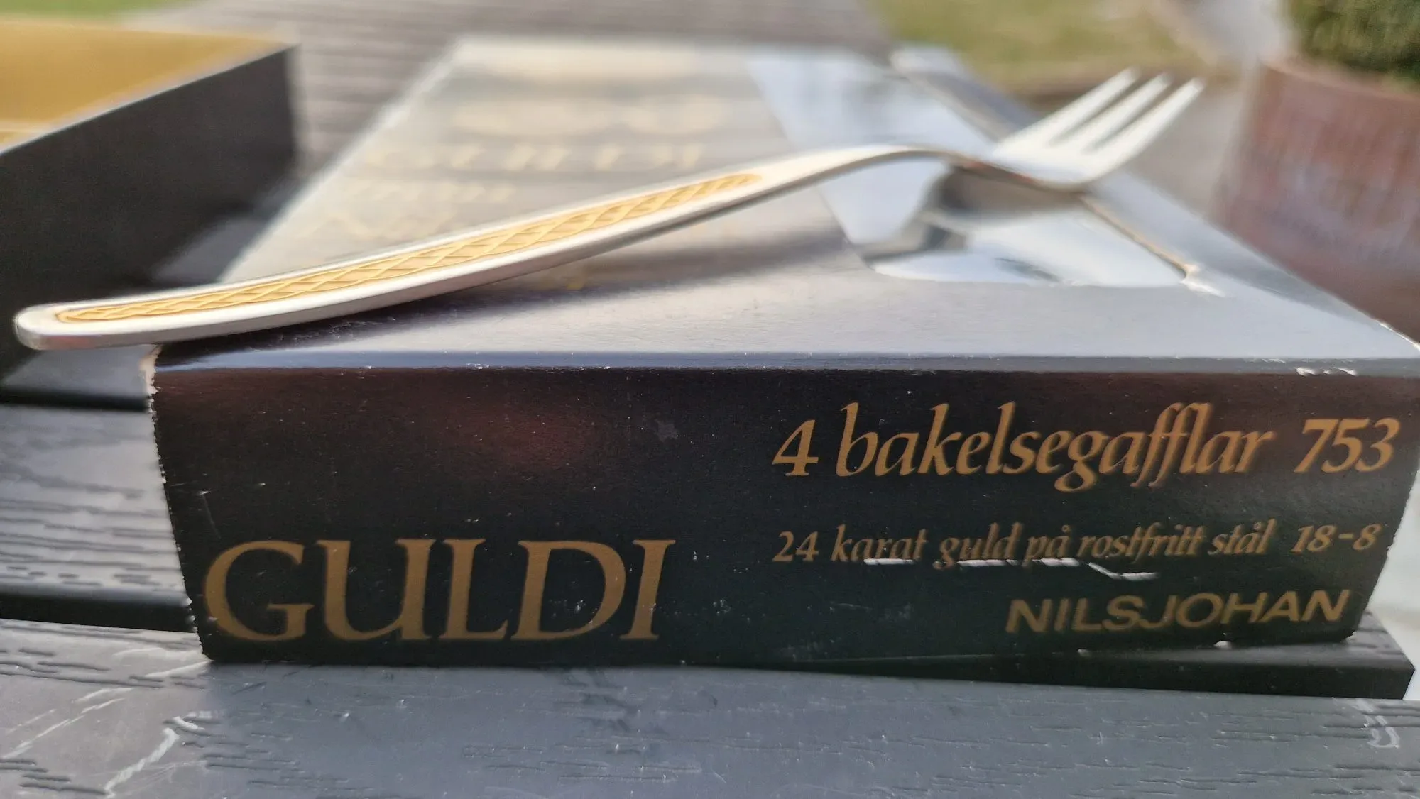 Nilsjohan Guldi Pastry Forks, Set of 4 in Original Box - Image 3