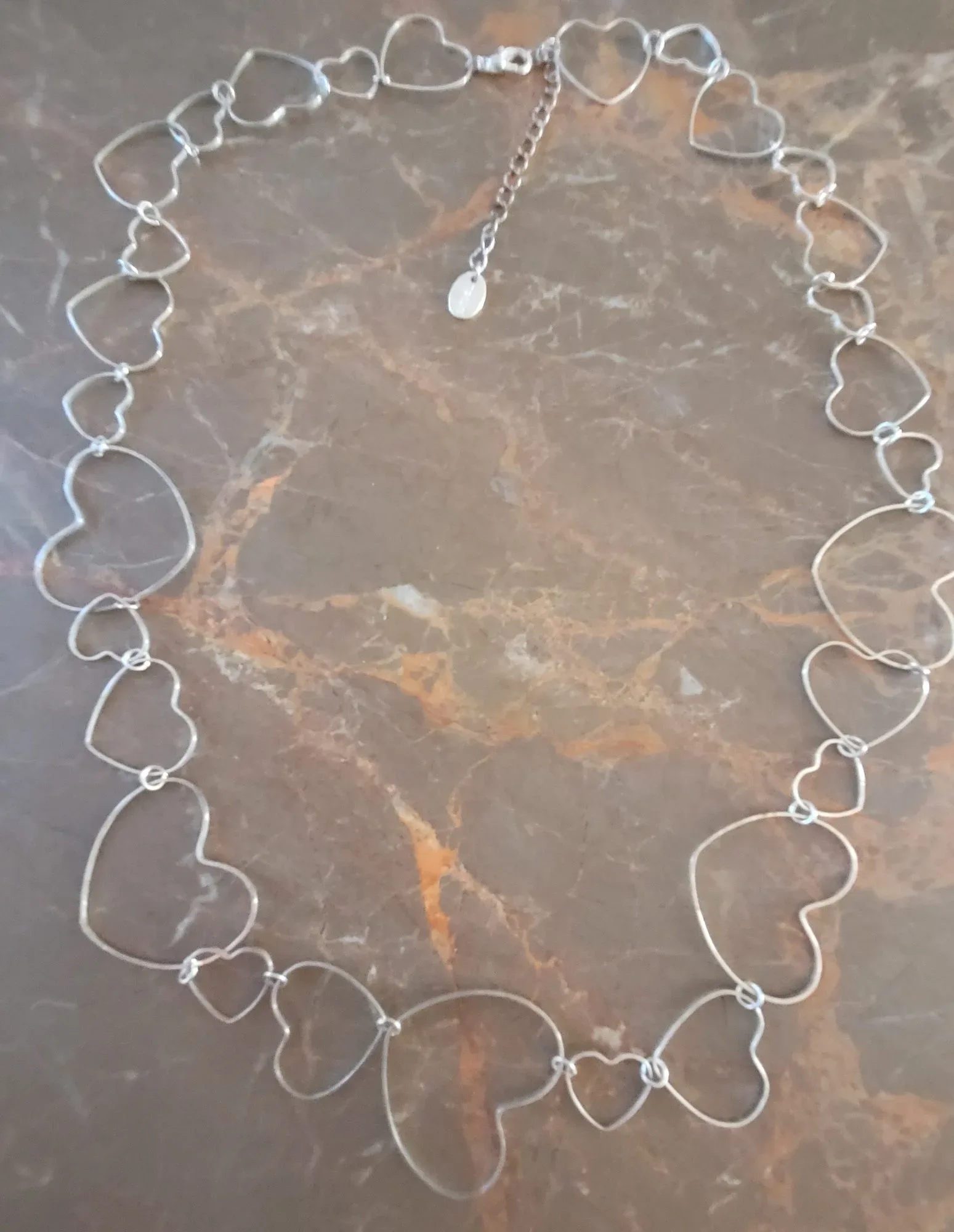 Mimonini Halsband med Hjärtan – Silverfärgat Vintage - Bild 4