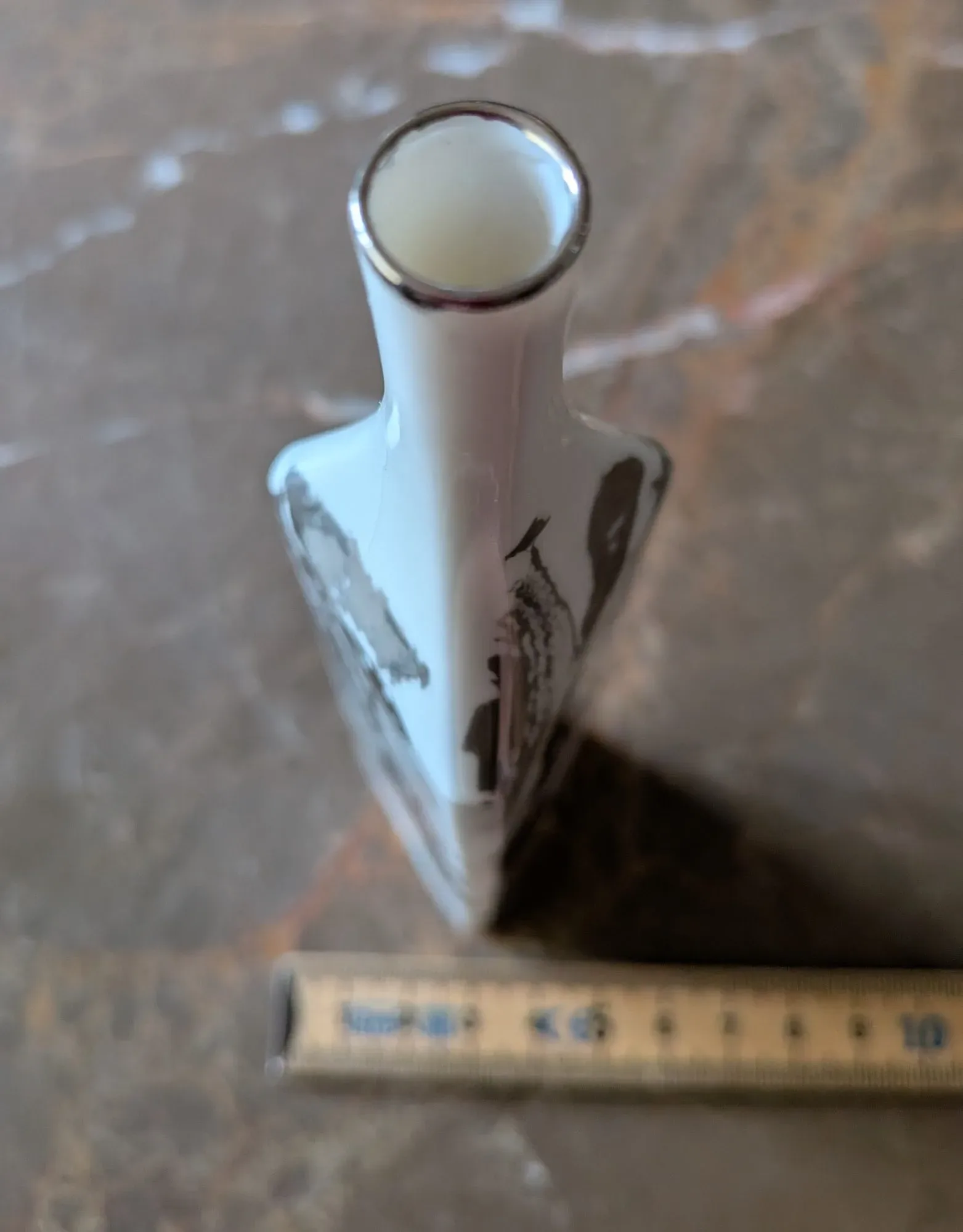 Hutschenreuther Miniatyrvas – Abstrakt Design med Gulddetaljer - Bild 6
