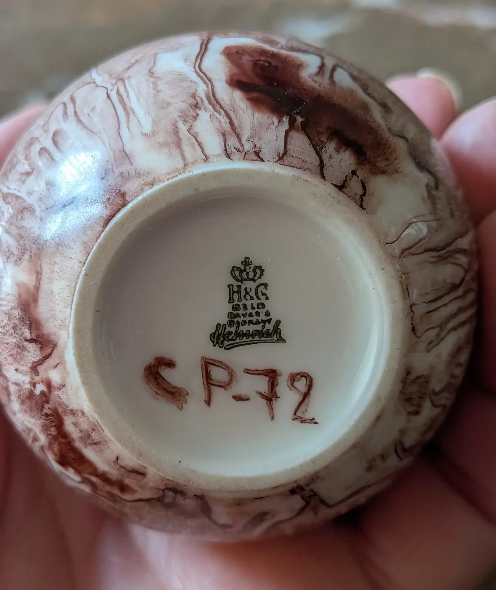 Unique Heinrich Selb Bavaria Mini Vase - Artistic Glaze - Image 4