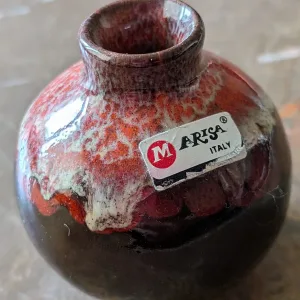 Arisa Mini Vase, Italy – Ceramic with Lava Glaze