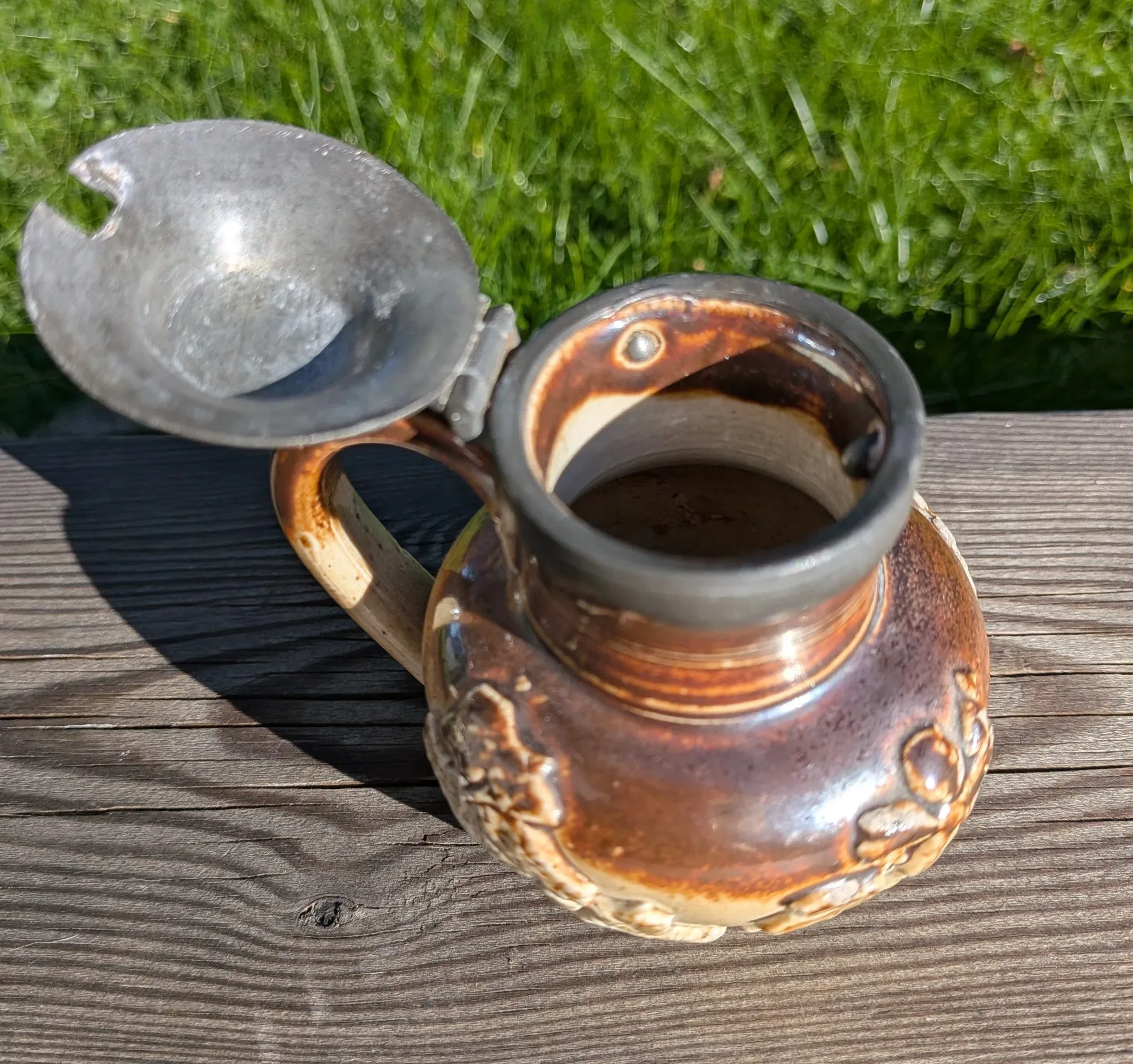 Antique Ceramic Jug with Pewter Lid – Rustic Decor - Image 11