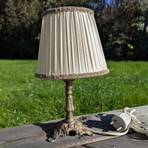 Vintage Bordslampa i Mässingsfärgad Metall med Plisserad Skärm