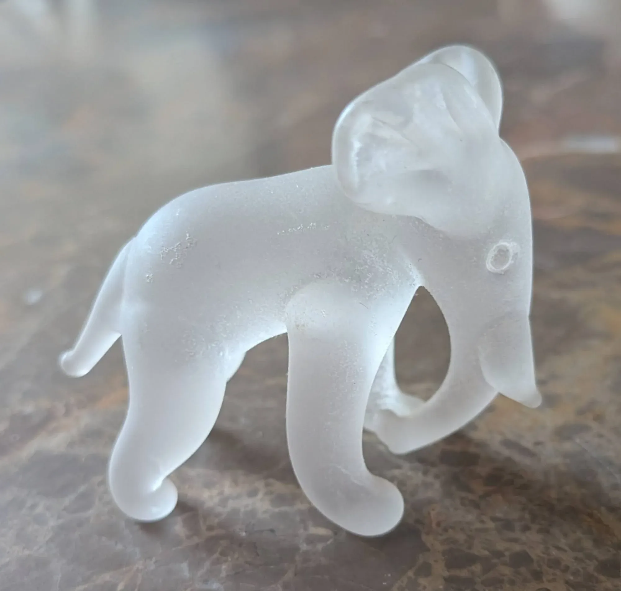 Frostat Glas Elefantfigur – Charmig Vintage Prydnad - Bild 4