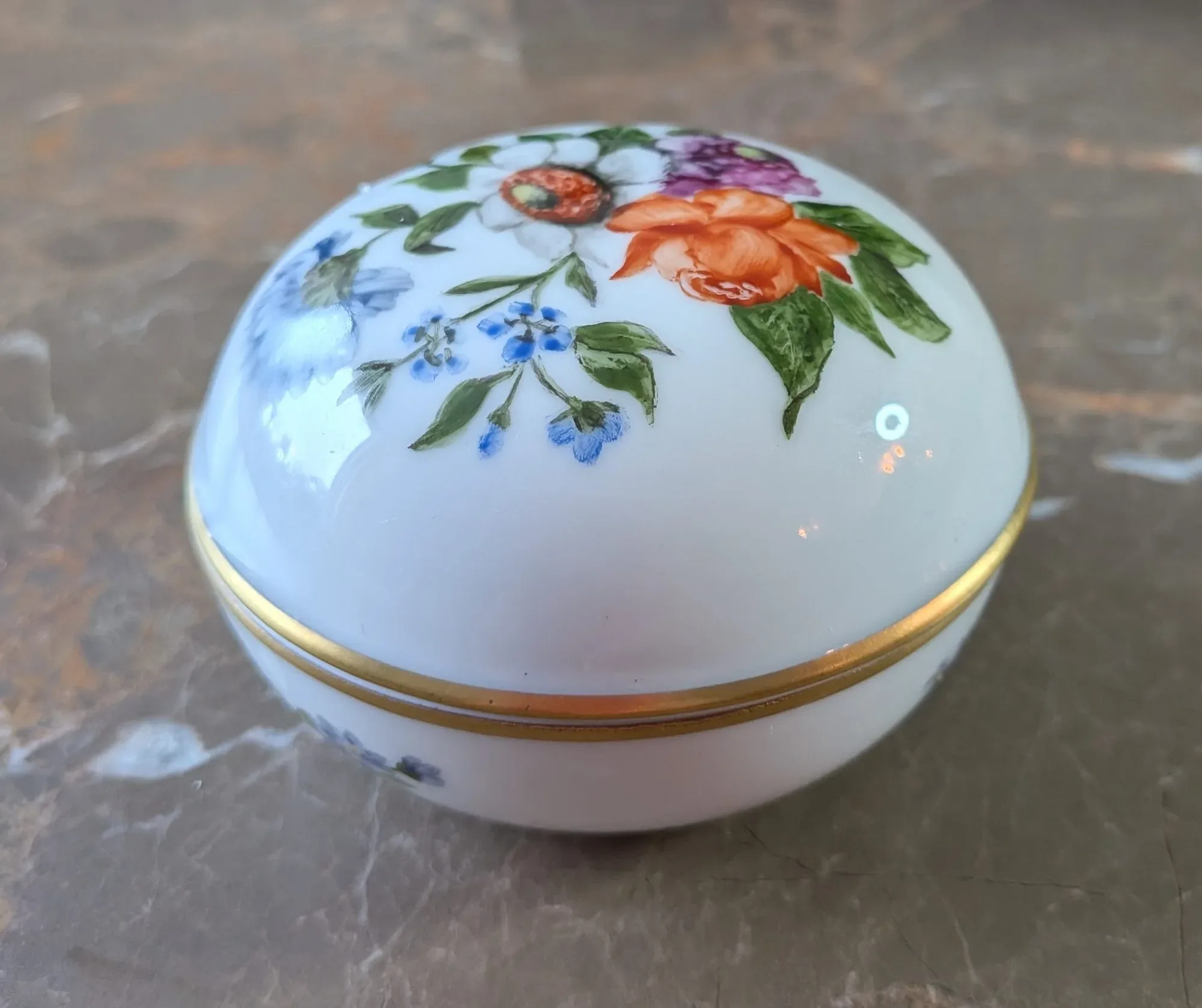 Kaiser Porcelain Trinket Box with Floral Decor and Gold Rim