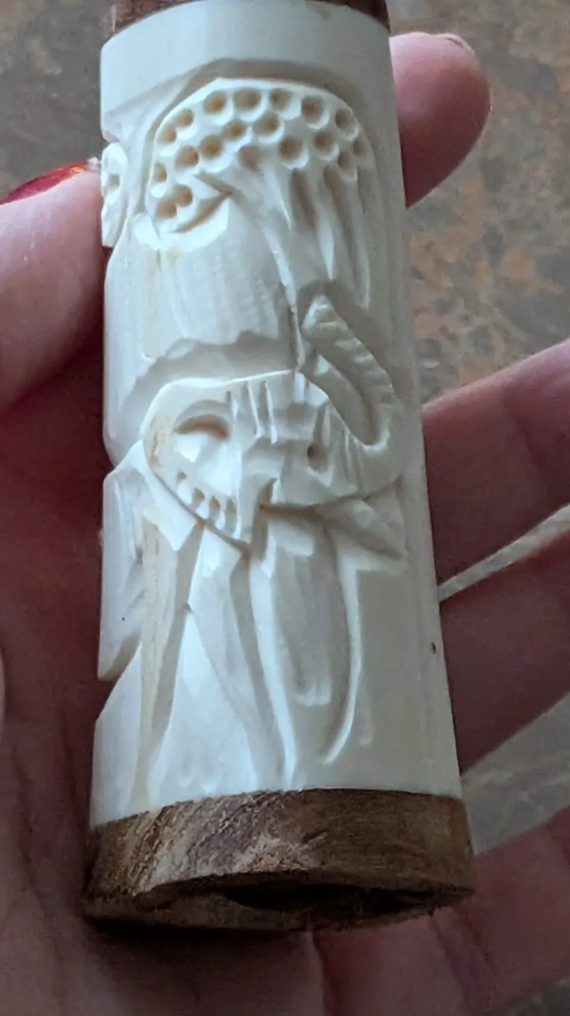 Vintage Handskurna Salt- & Pepparkar med Elefantmotiv - Bild 8