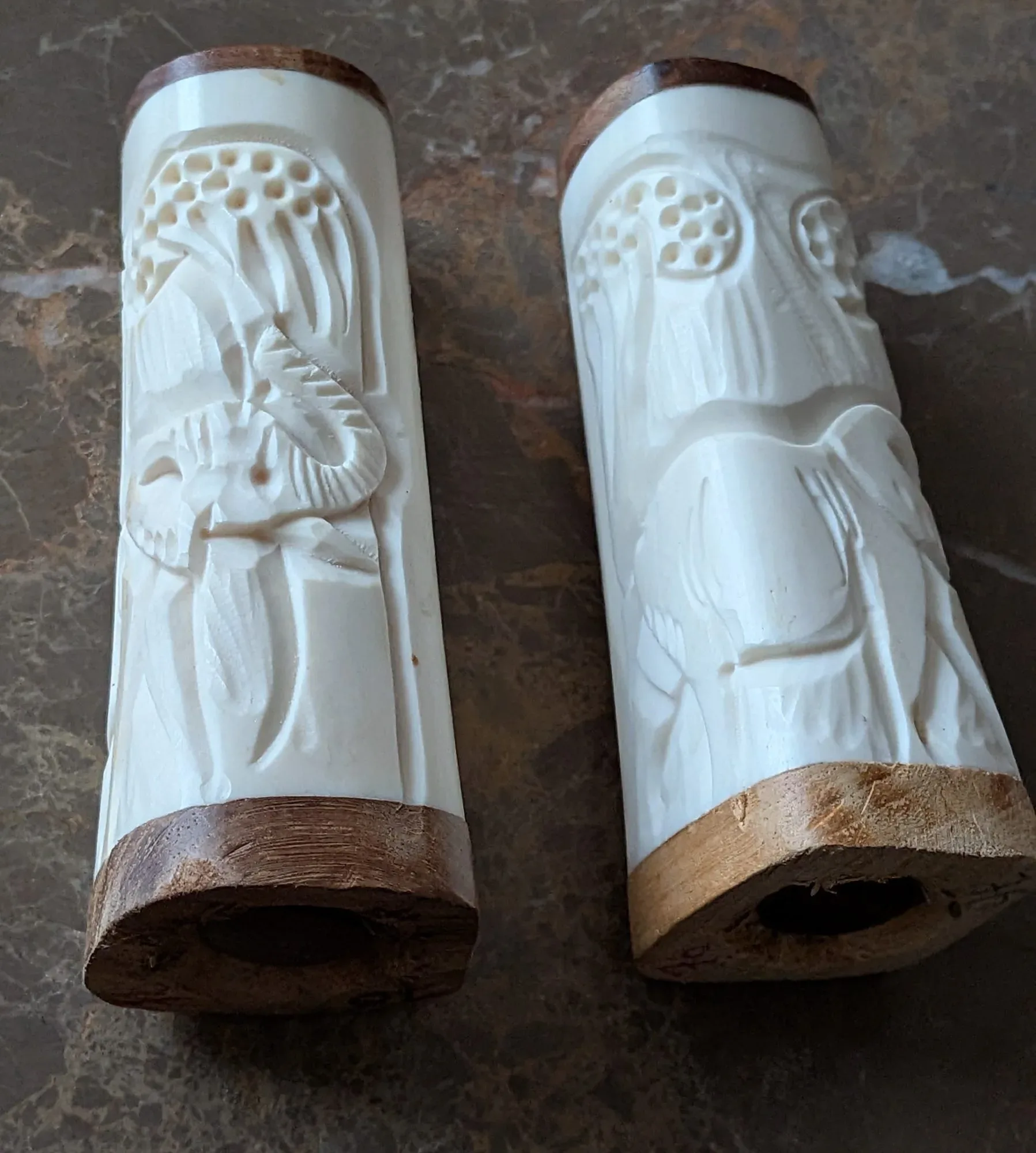 Vintage Handskurna Salt- & Pepparkar med Elefantmotiv - Bild 7