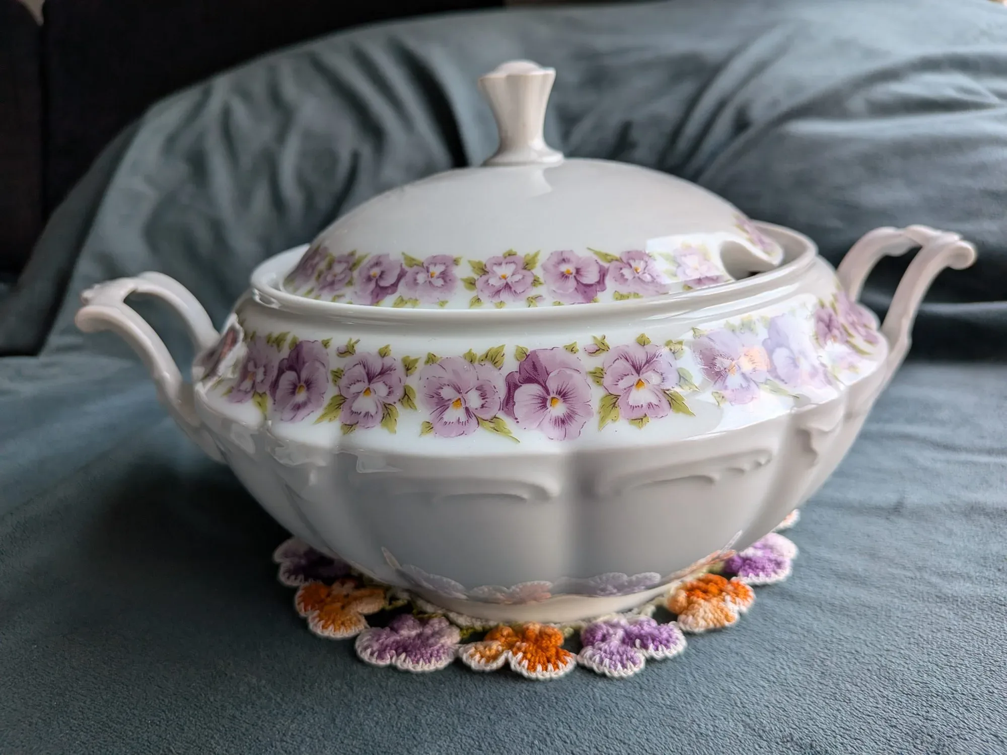 Vintage Soppterrin & Skålset med Penséer - Bild 7