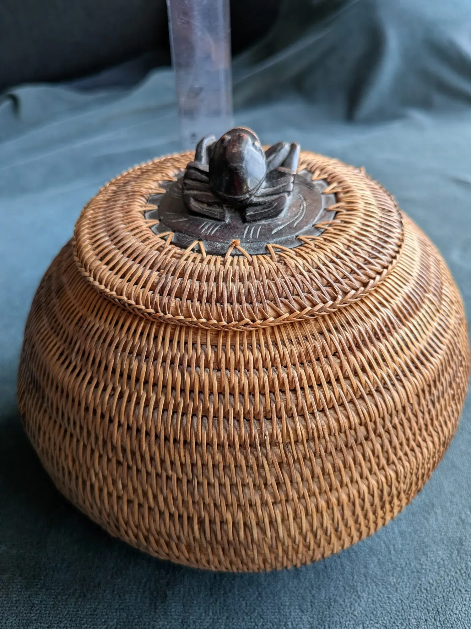 Decorative Braided Basket with Carved Insect - Image 2