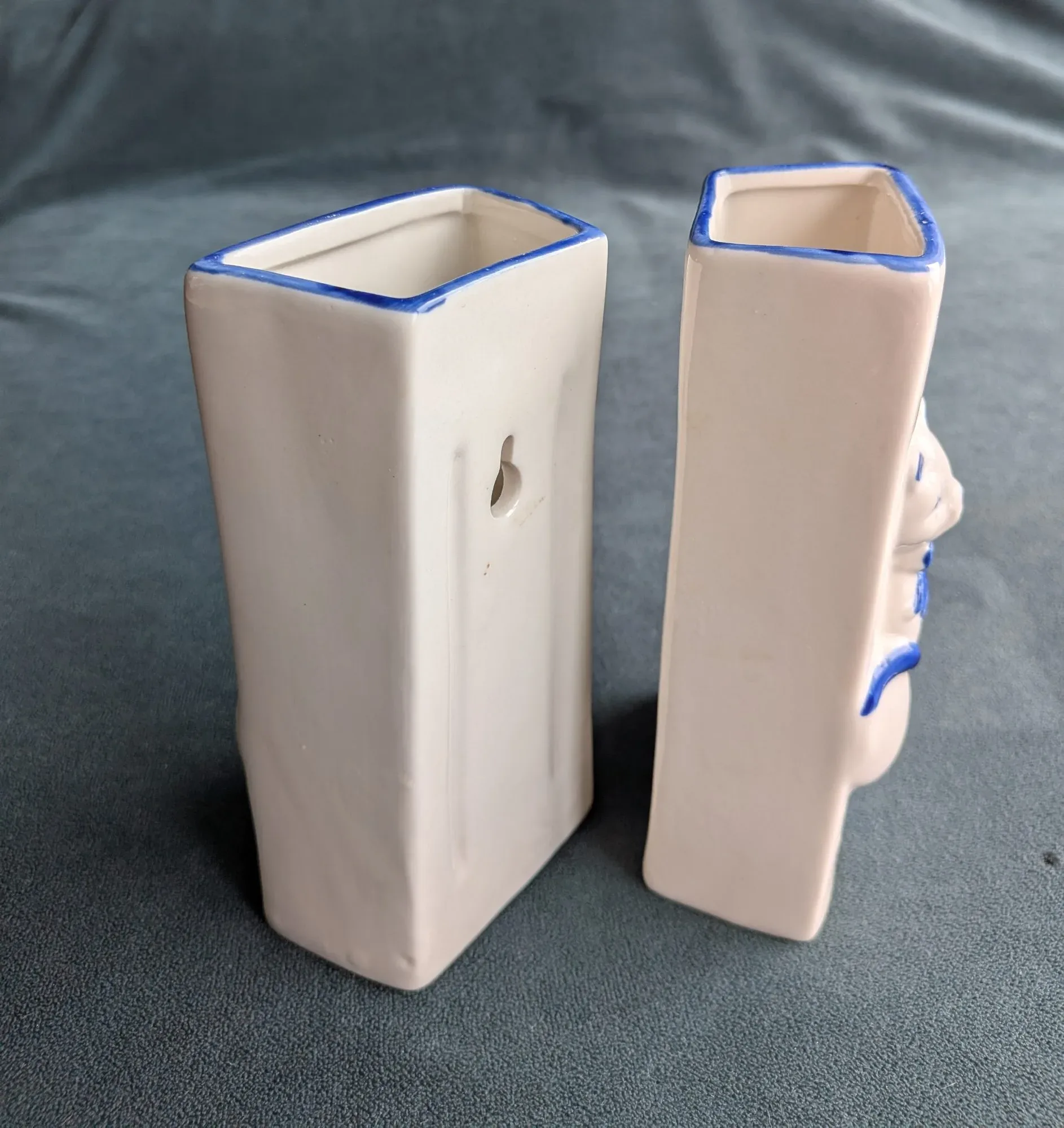 Charming Blue and White Ceramic Wall Vases with Cats, Pair - Image 6
