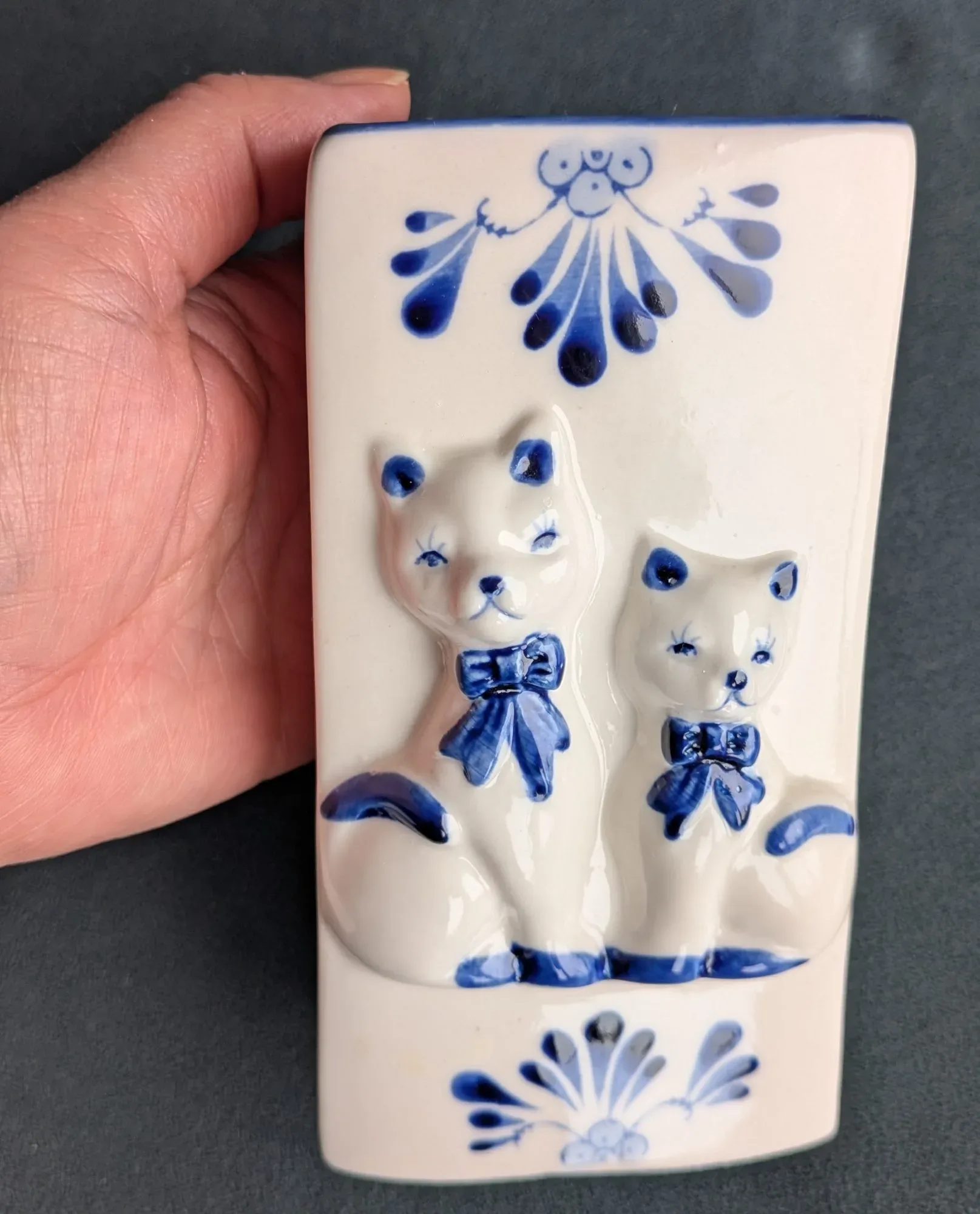 Charming Blue and White Ceramic Wall Vases with Cats, Pair - Image 2