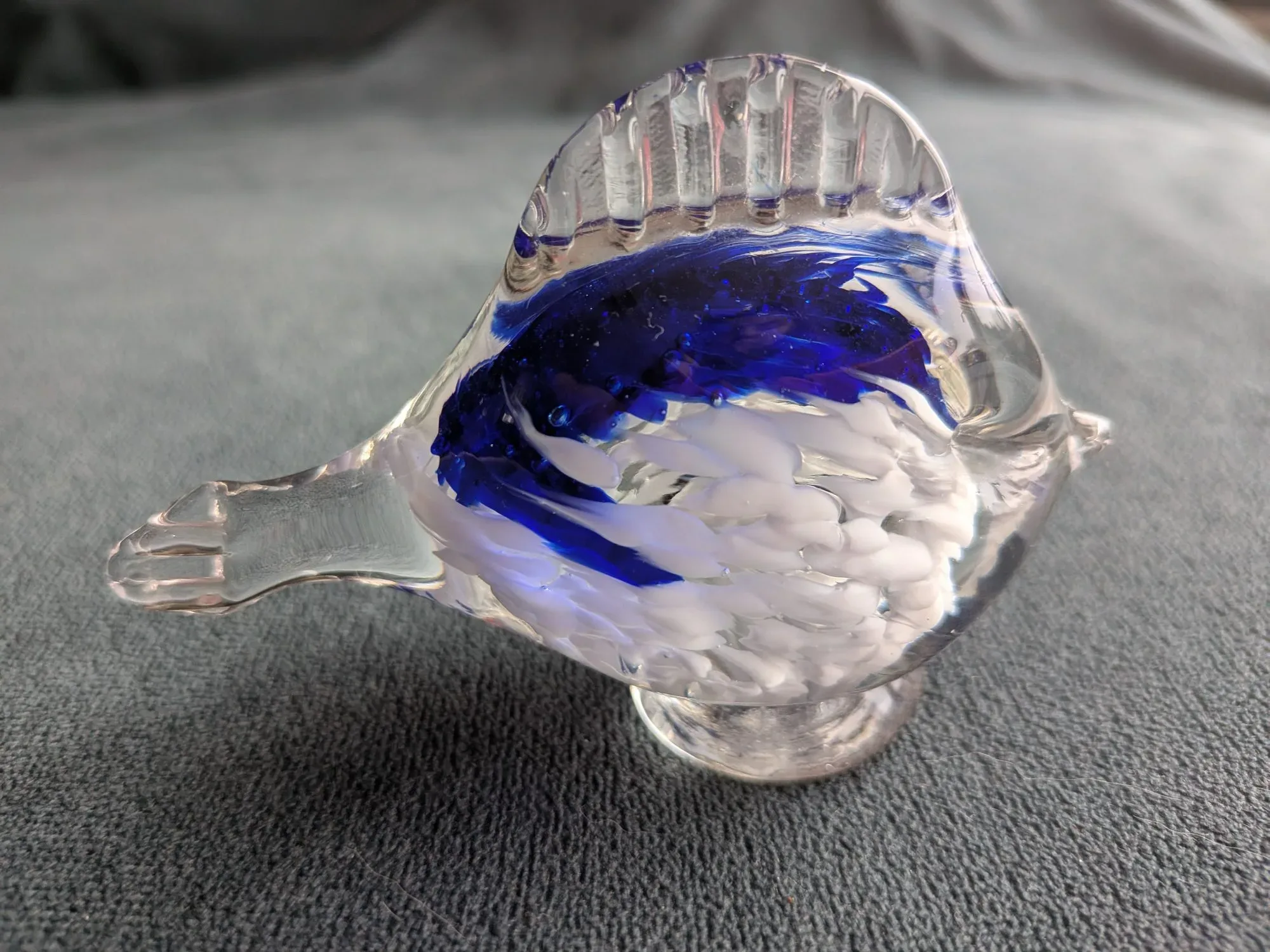 Swedish Glass Bird Guldkroken Hjo – Clear, Blue & White - Image 4