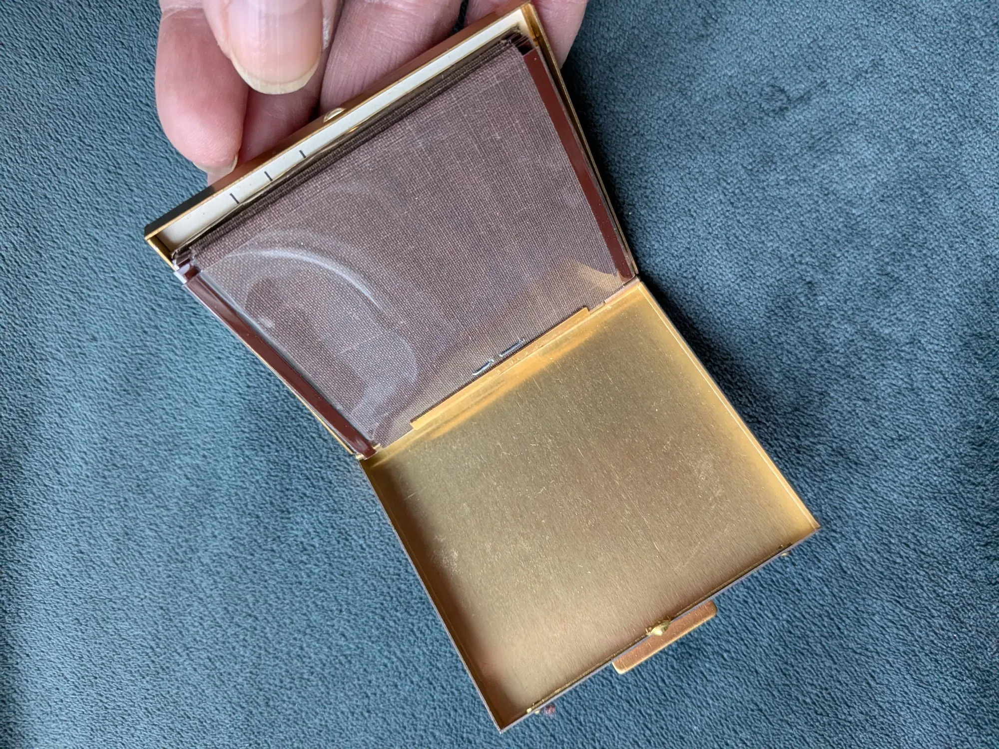 Elegant Vintage Fotobox i Guldfärgad Metall - Bild 9