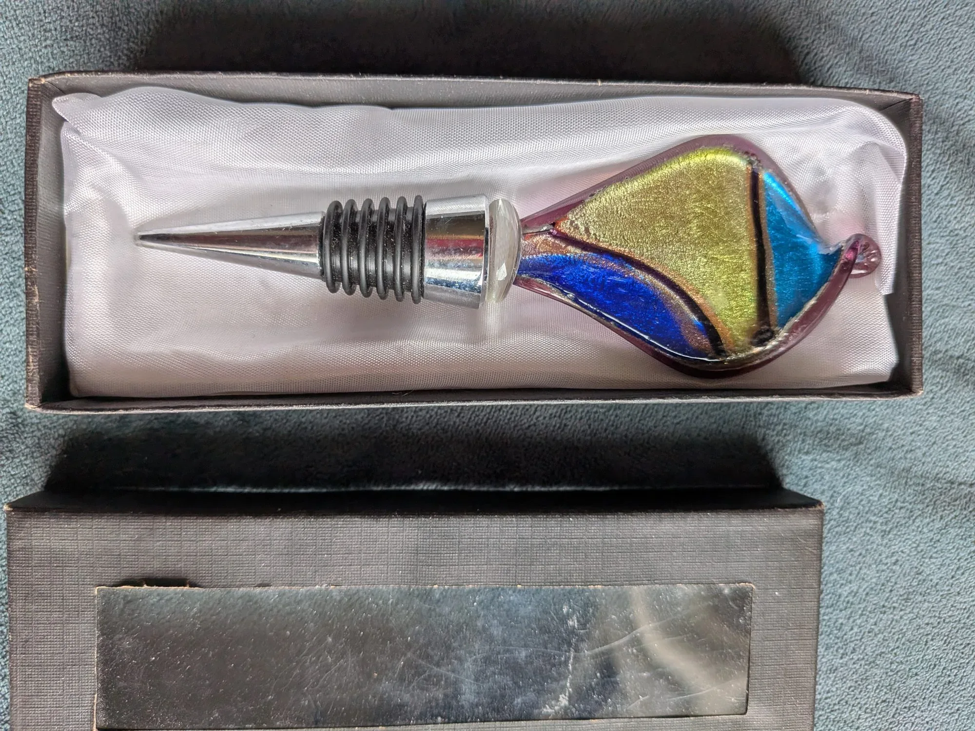 Colorful Art Glass Wine Stopper – Elegant Bottle Sealer