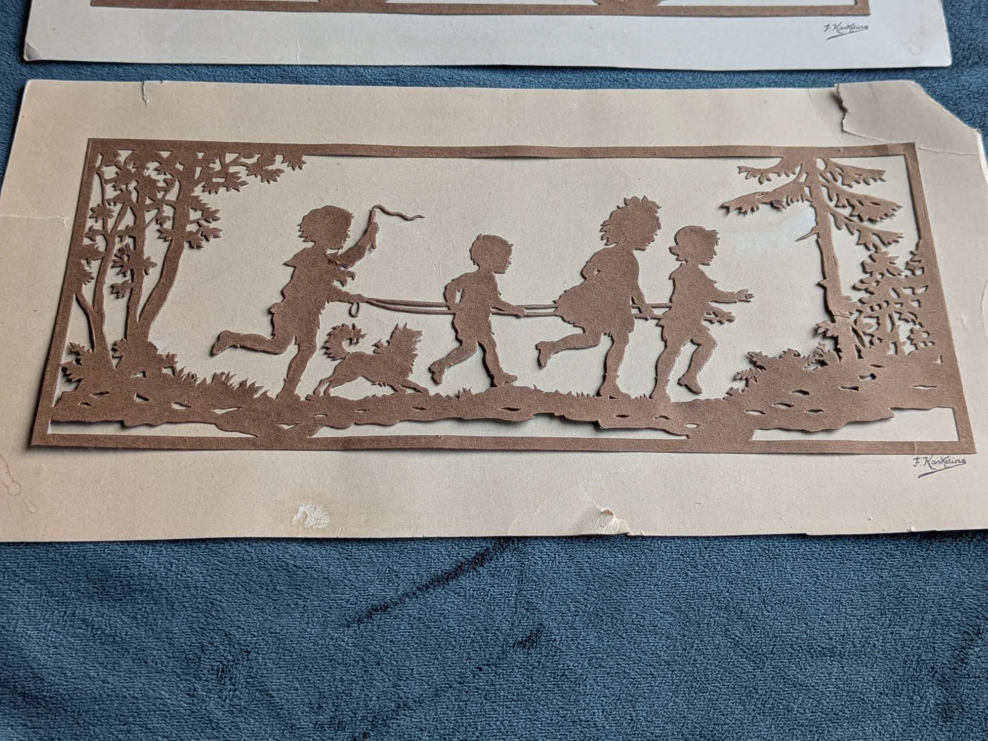 Vintage Silhuetter av F. Kaskeline – Lekande Barn, 2 st - Bild 7