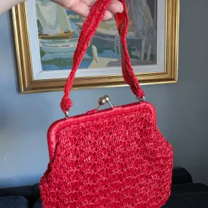 Röd Vintage Handväska i Strå-Look