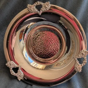 Dekorativ Vintage Metallskål på Fötter