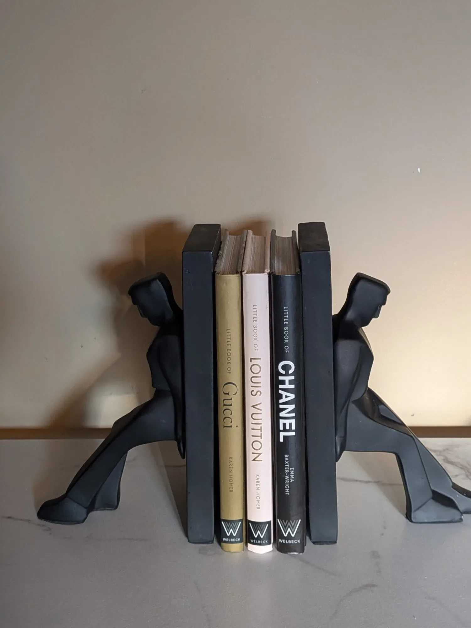 Designade Bokstöd Kikkerland – Chris Collicott, Svart - Bild 7