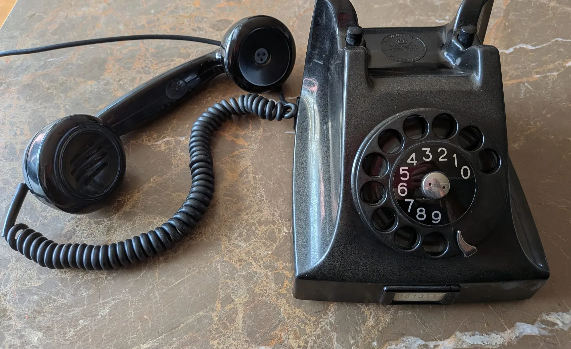 Klassisk Svart Bakelittelefon – Vintage Televerket - Bild 9