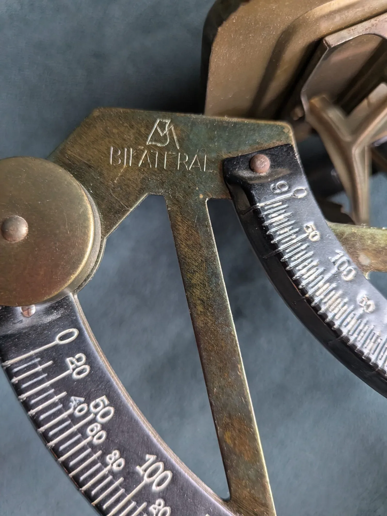 Vintage BILATERAL Brev- & Paketvåg - Bild 2