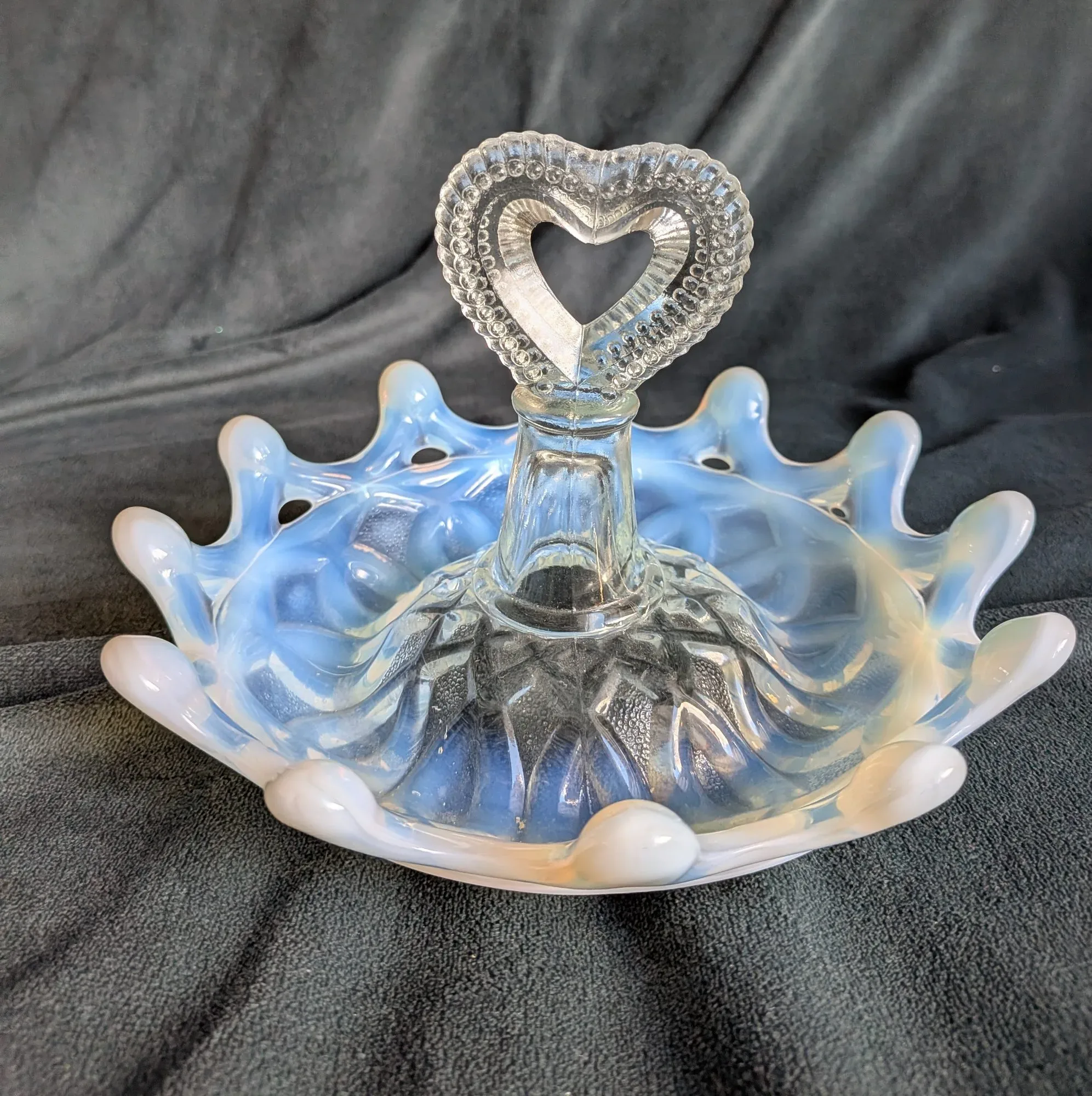 Vintage Opalescent Glasskål med Hjärtknopp