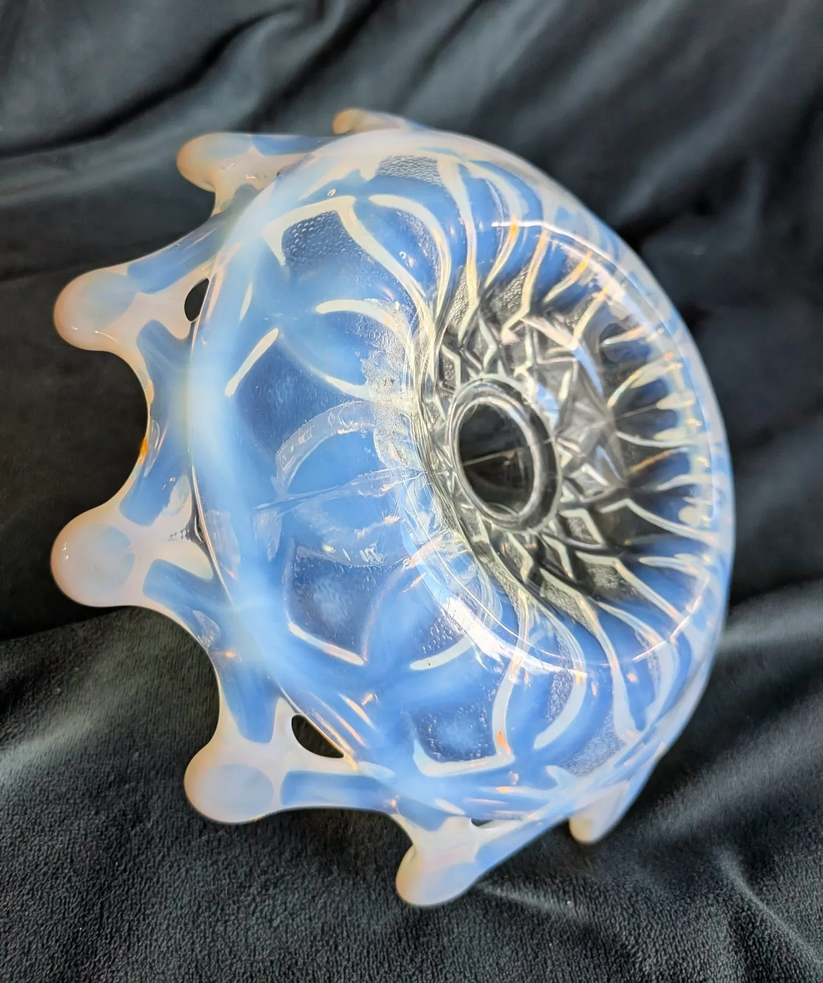 Vintage Opalescent Glasskål med Hjärtknopp - Bild 3