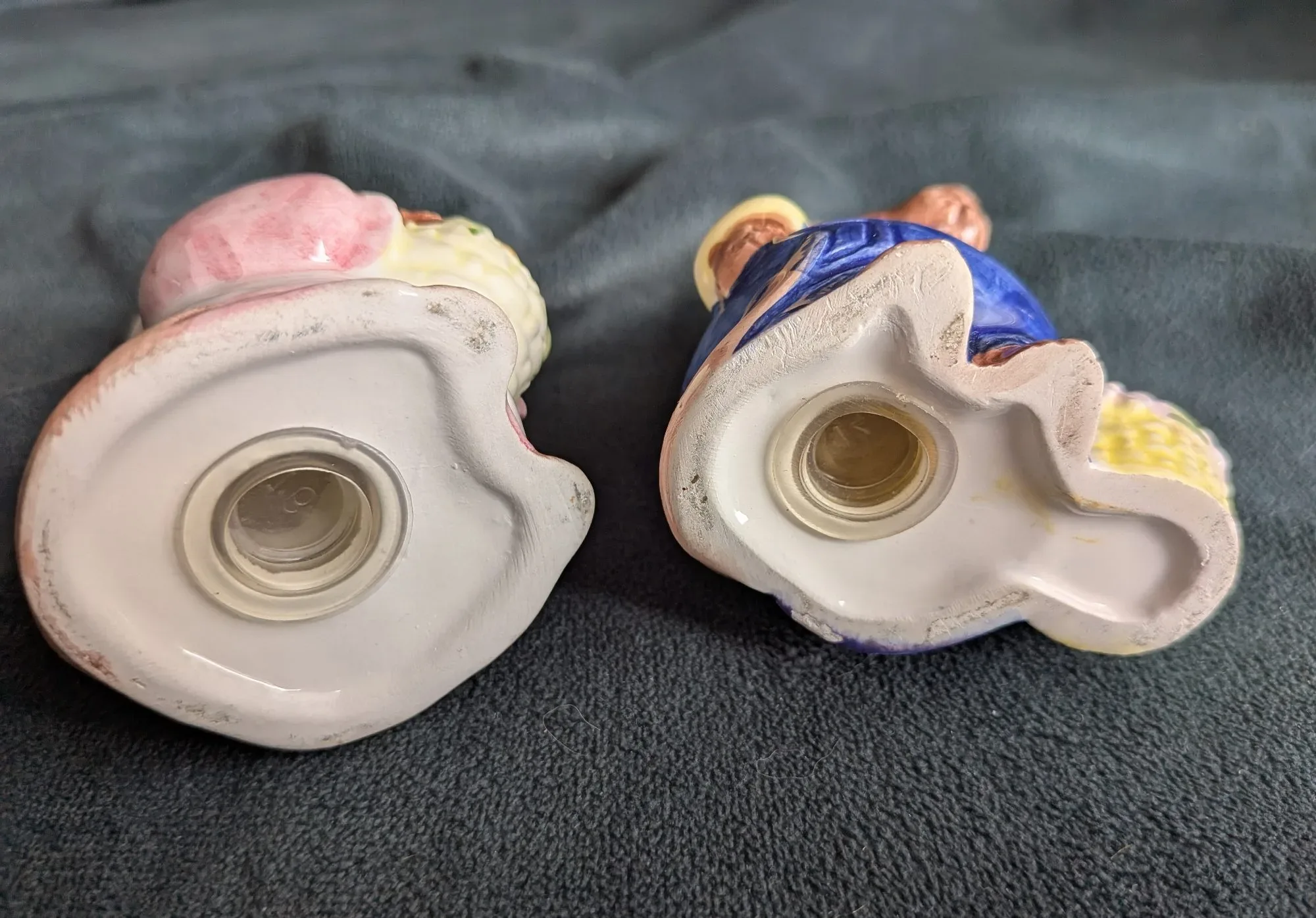 Charming Mouse Pair: Ceramic Salt and Pepper Shakers - Image 3