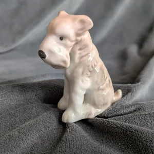Vintage Porslinsfigur: Söt Terrier från Japan