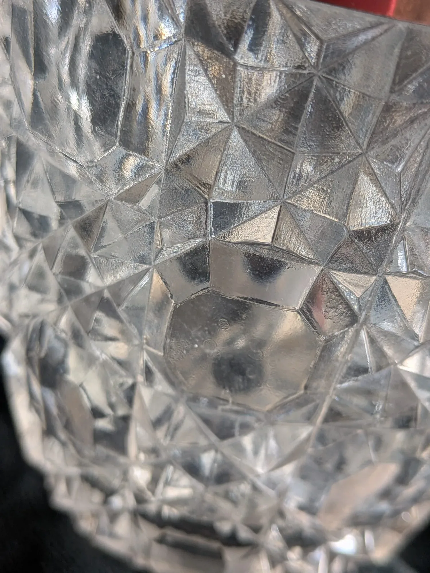 Elegant Faceted Glass Ice Bucket with Tongs - Image 8