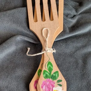 Hand-painted Wooden Salad Servers – Vintage Floral Decor