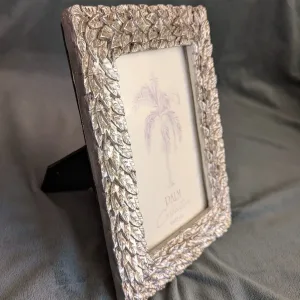 Silver-Colored Photo Frame with Leaf Motif, 10x15 cm