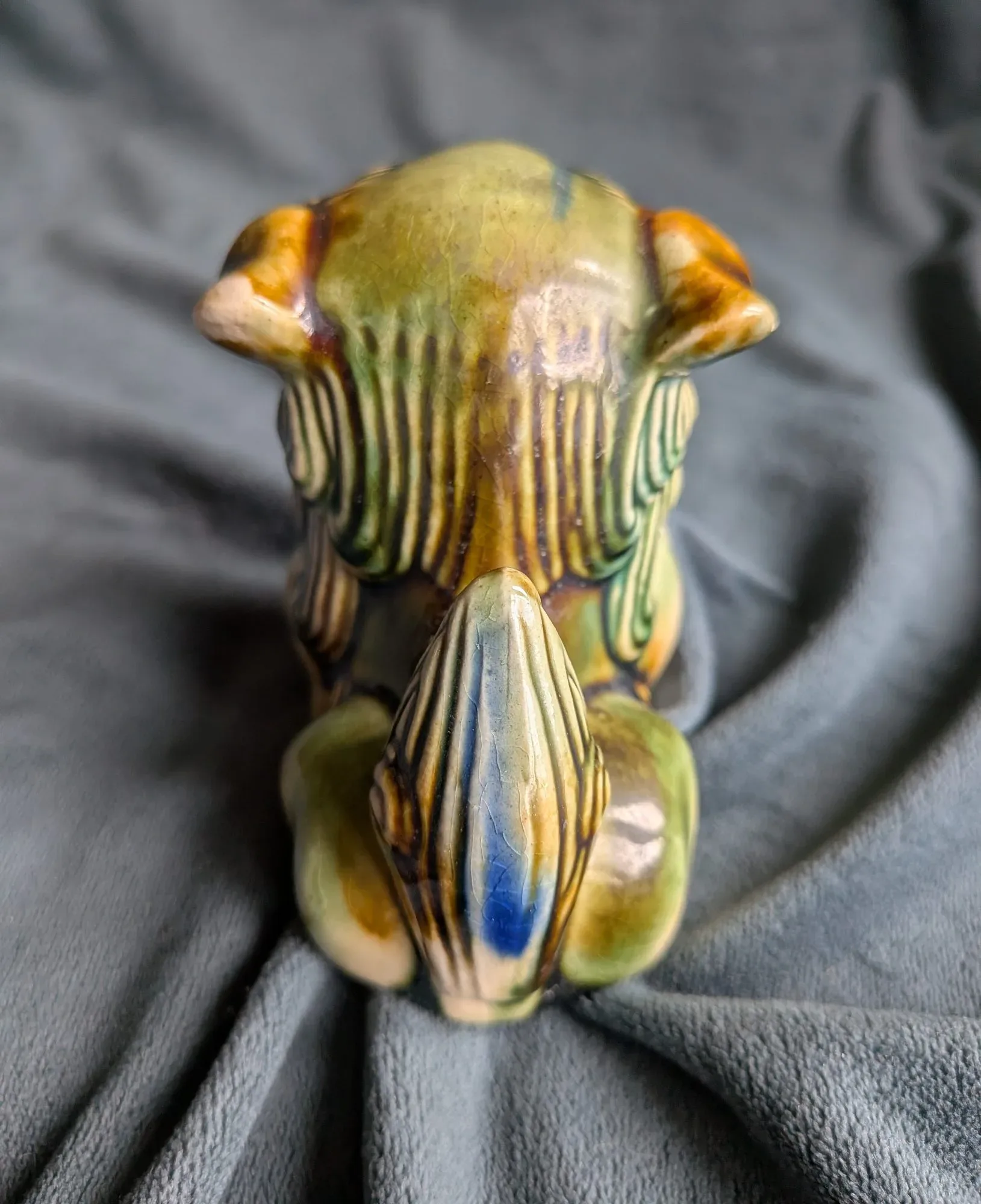 Vintage Ceramic Lion Figure, Crackle Glaze, Asian Style - Image 5