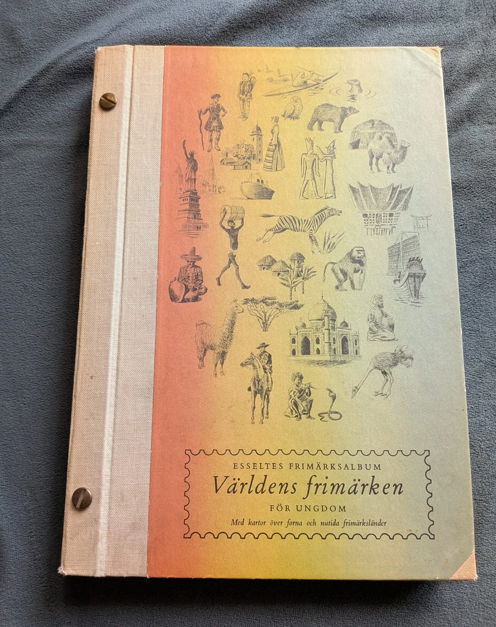 Esselte Frimärksalbum 'Världens Frimärken' & Samling