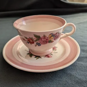 Keramik tekopp med fat, floralt mönster, vintage