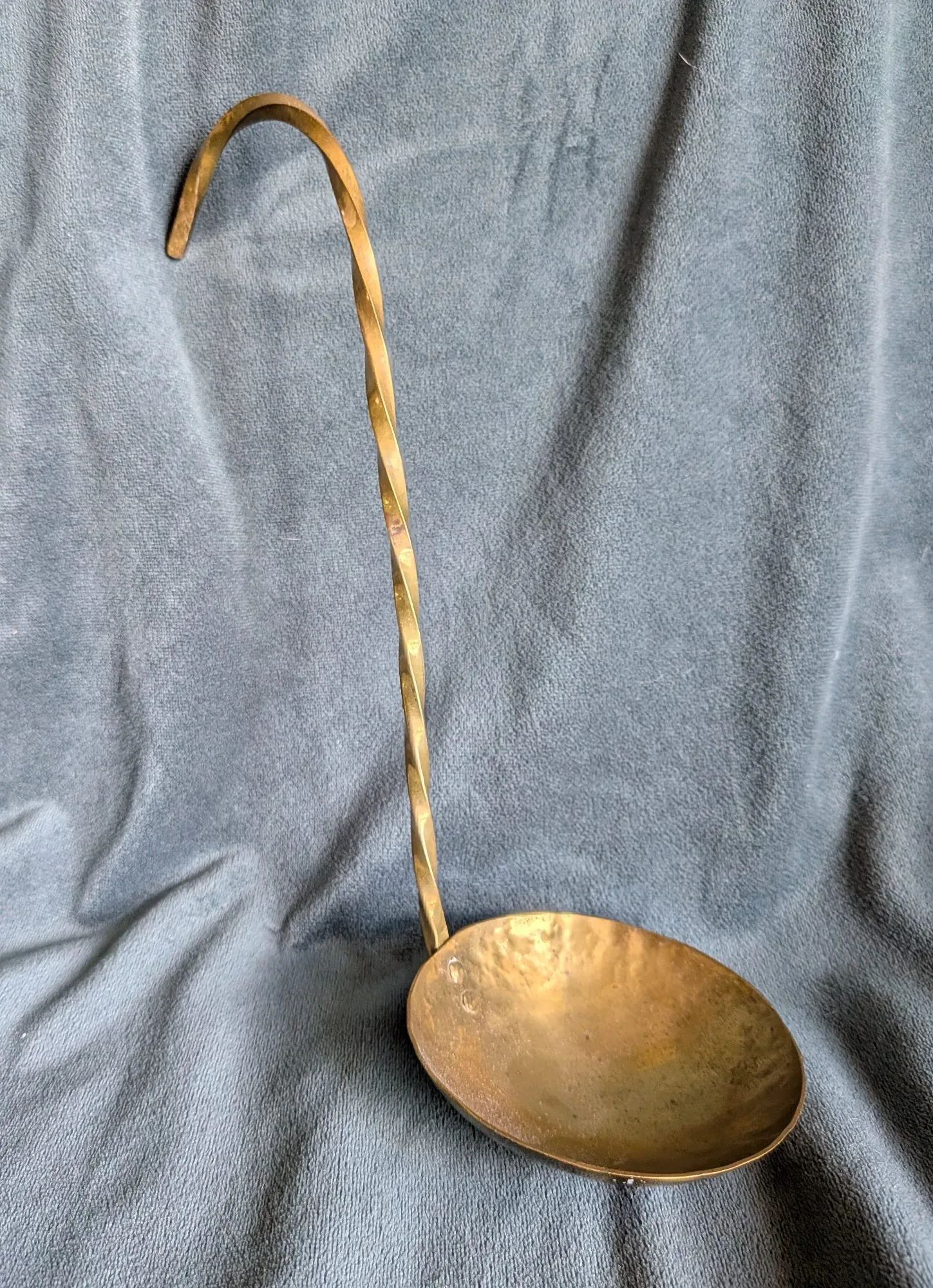 Rustik Mässing Slev, Handsmidd, Vintage