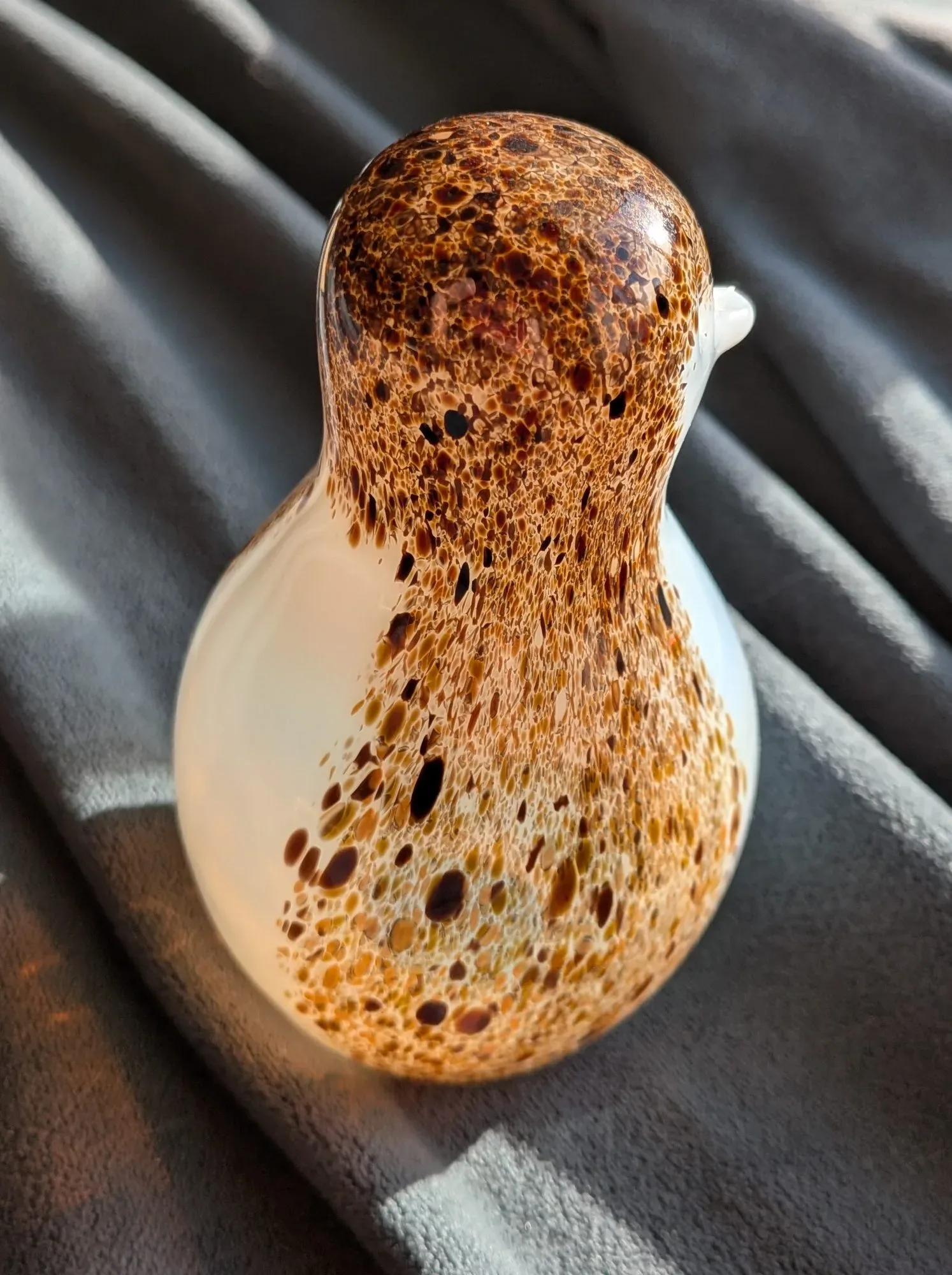 Konstglas Fågel, Vit/Brunmelerad Figur - Bild 6
