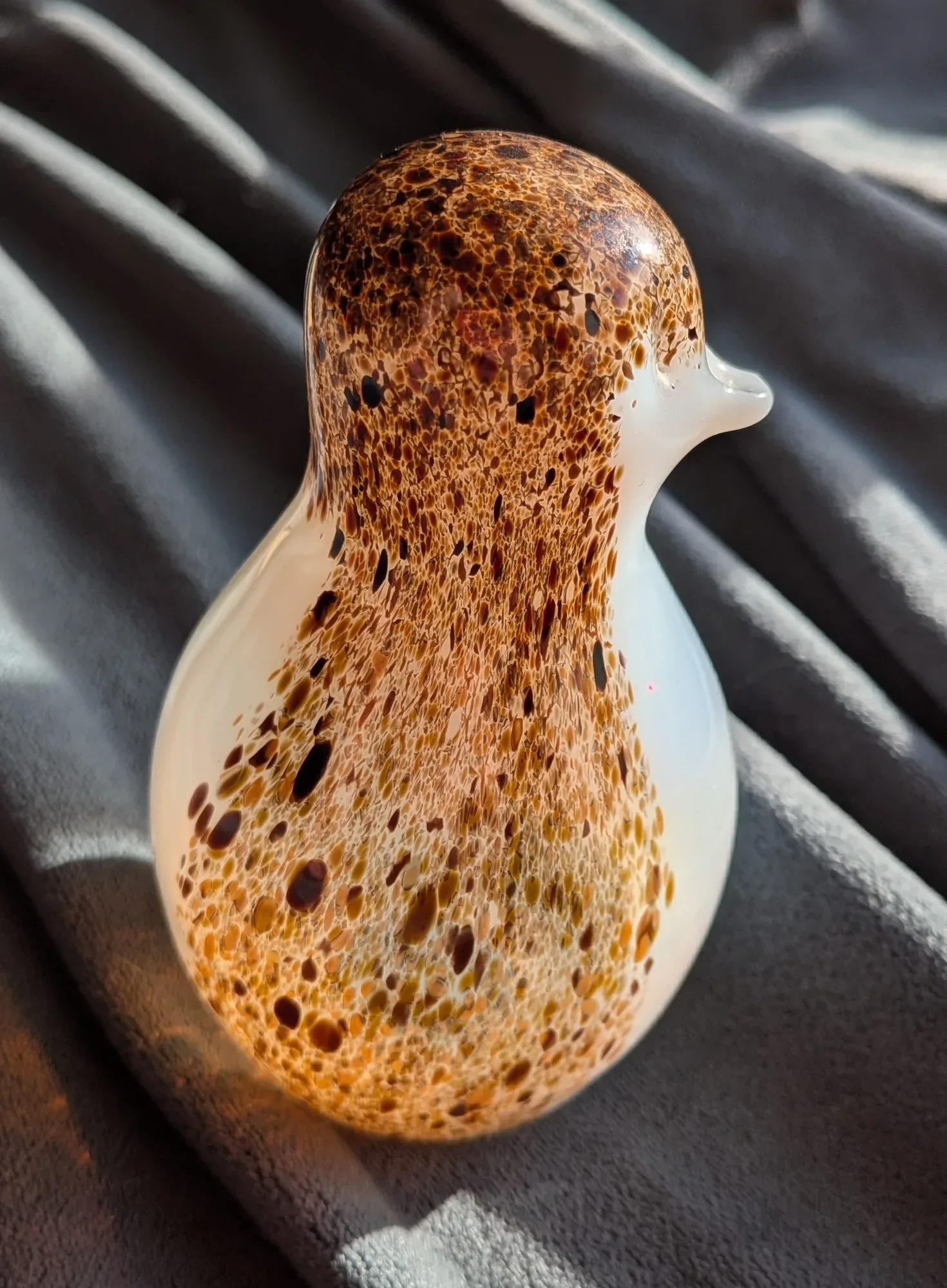 Konstglas Fågel, Vit/Brunmelerad Figur - Bild 4