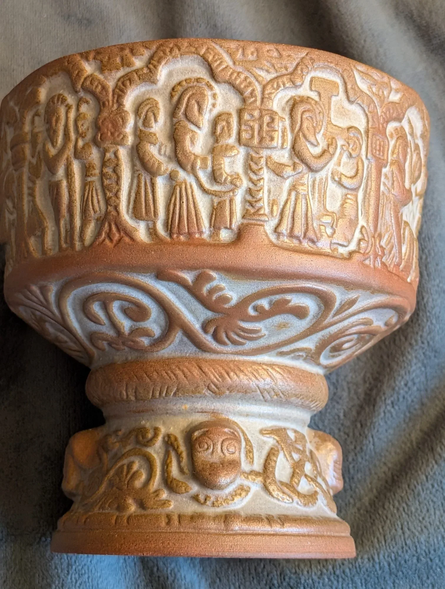 Solid Stoneware Bowl with Relief Decoration - Image 10