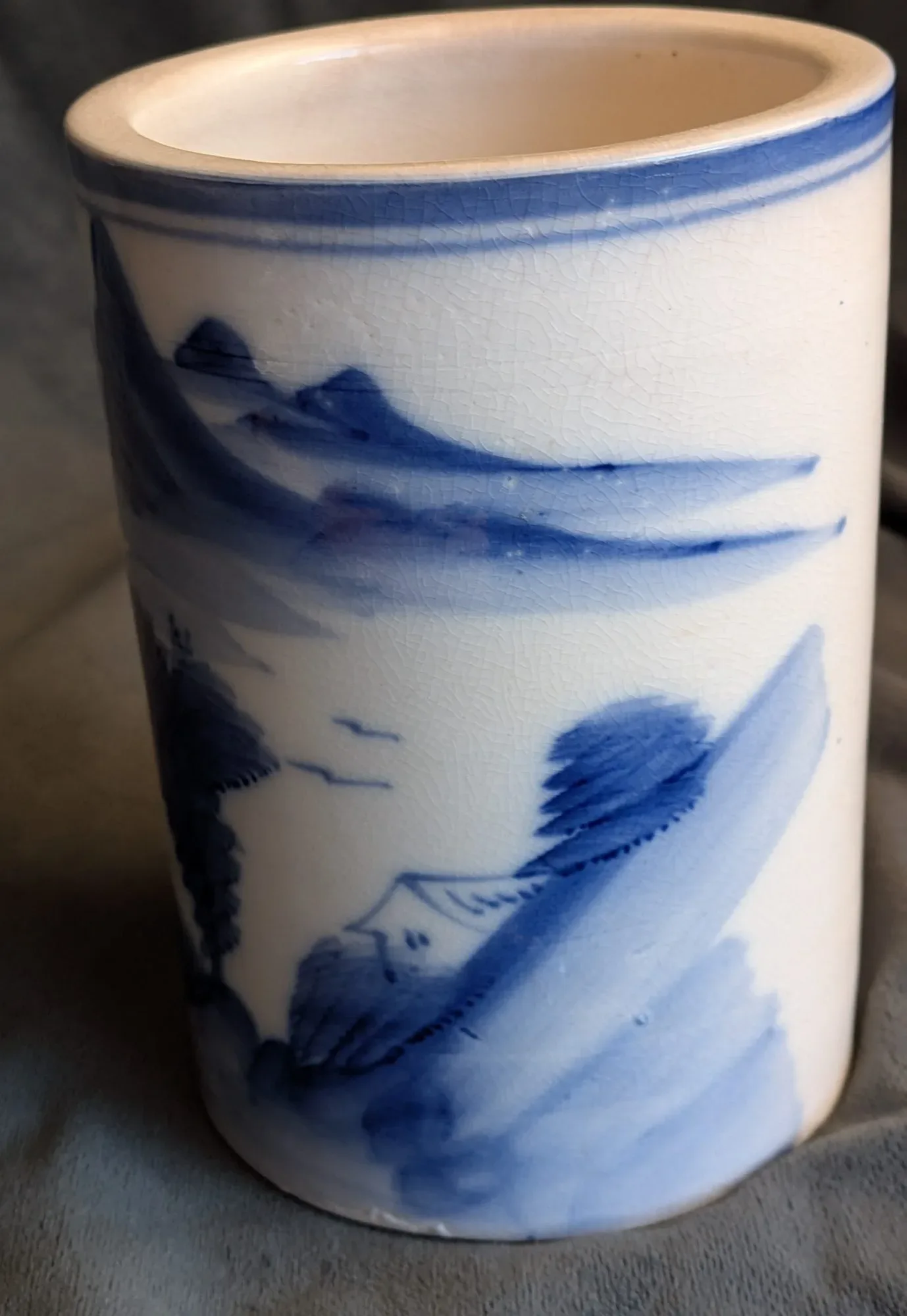 Chinese Blue and White Ceramic Landscape Holder - Image 9