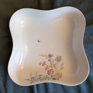 Bohemia Porslin Skål, Blomsterdekor, Tjeckoslovakisk