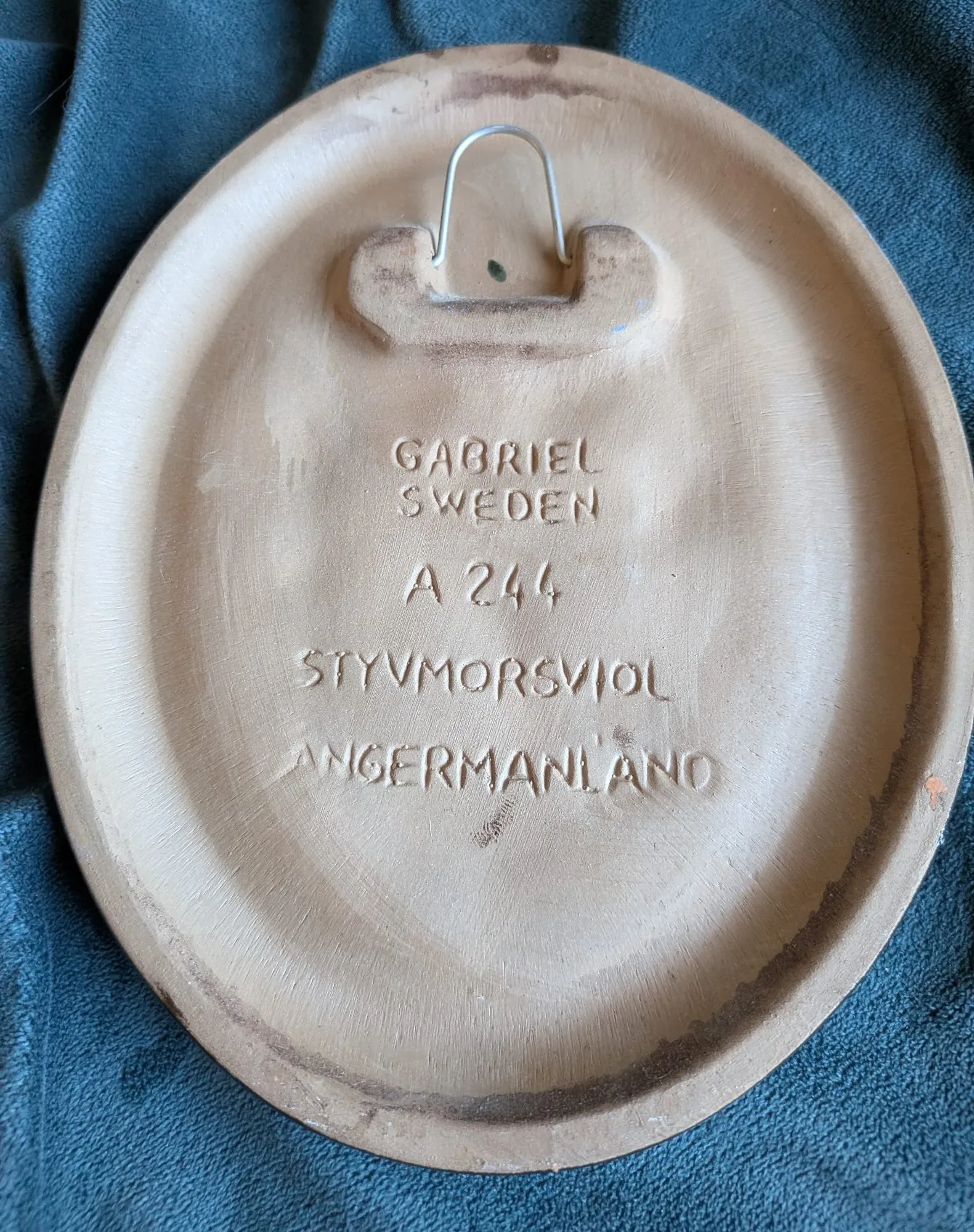 Gabriel Keramik Styvmorsviol Väggrelief Sverige - Bild 8