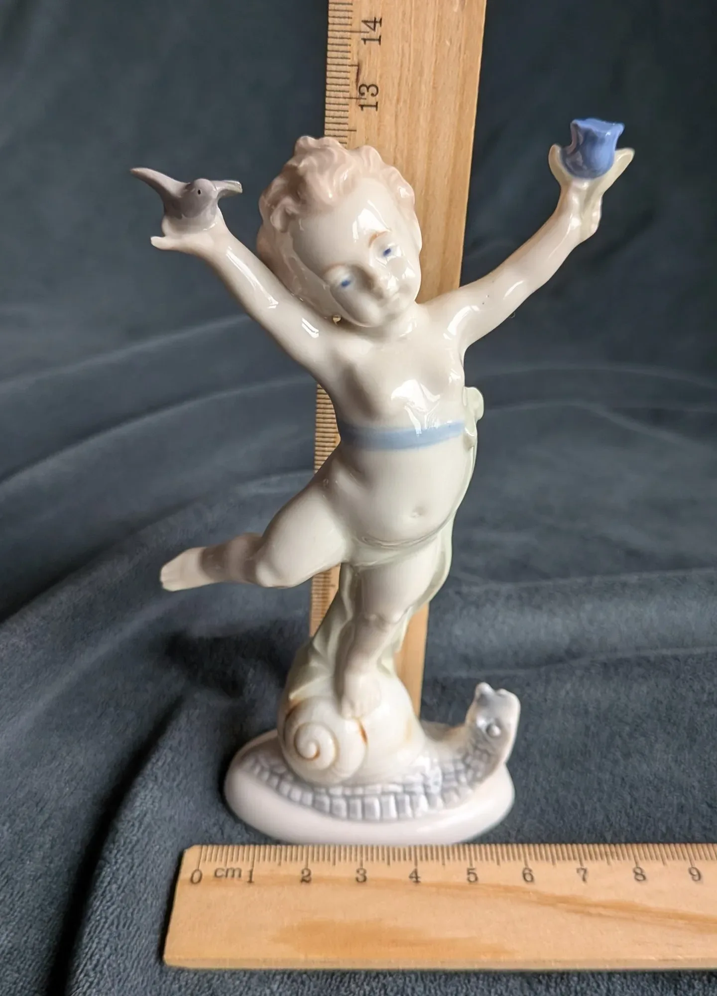 GDR Porslinsfigurin Putto, Tidstypisk - Bild 4