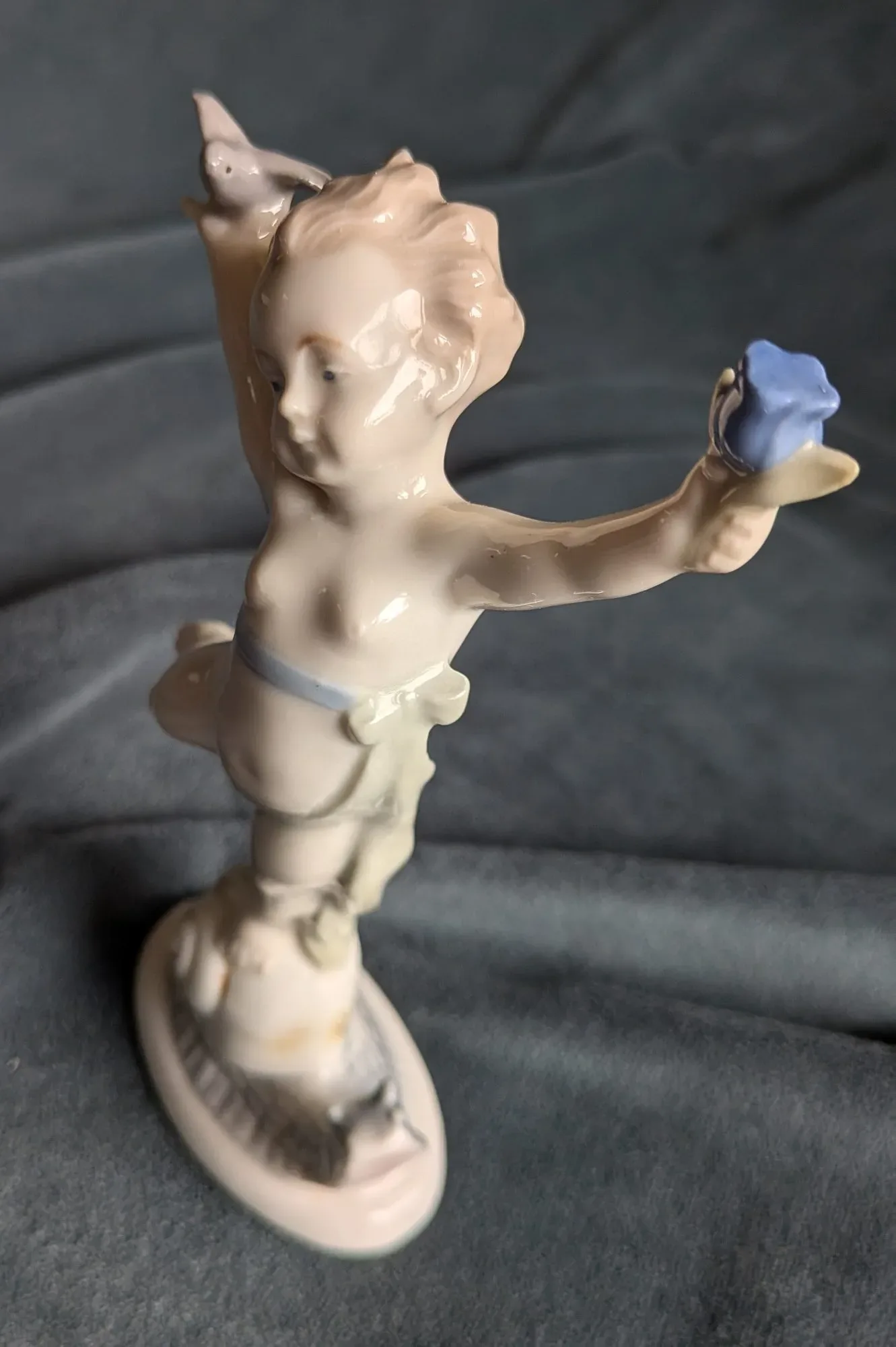 GDR Porslinsfigurin Putto, Tidstypisk - Bild 3